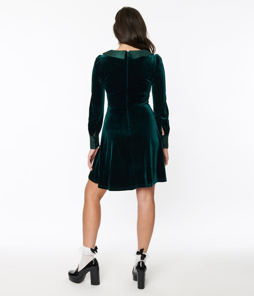 Peaches Velvet Wiggle Dress in emerald green