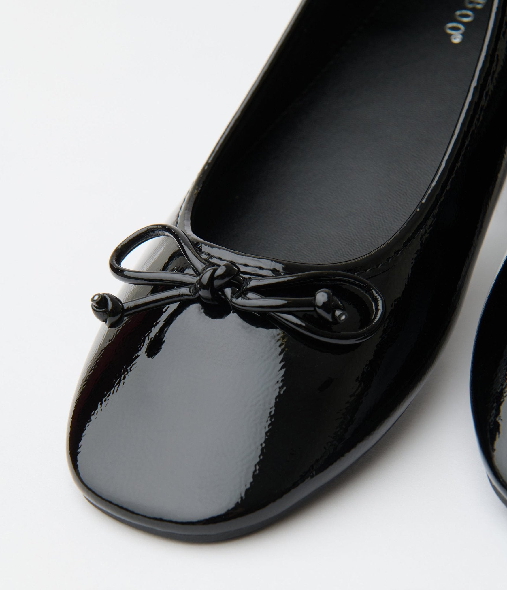 1960s Black Patent Leatherette Bow Flats - Unique Vintage - Womens, SHOES, FLATS