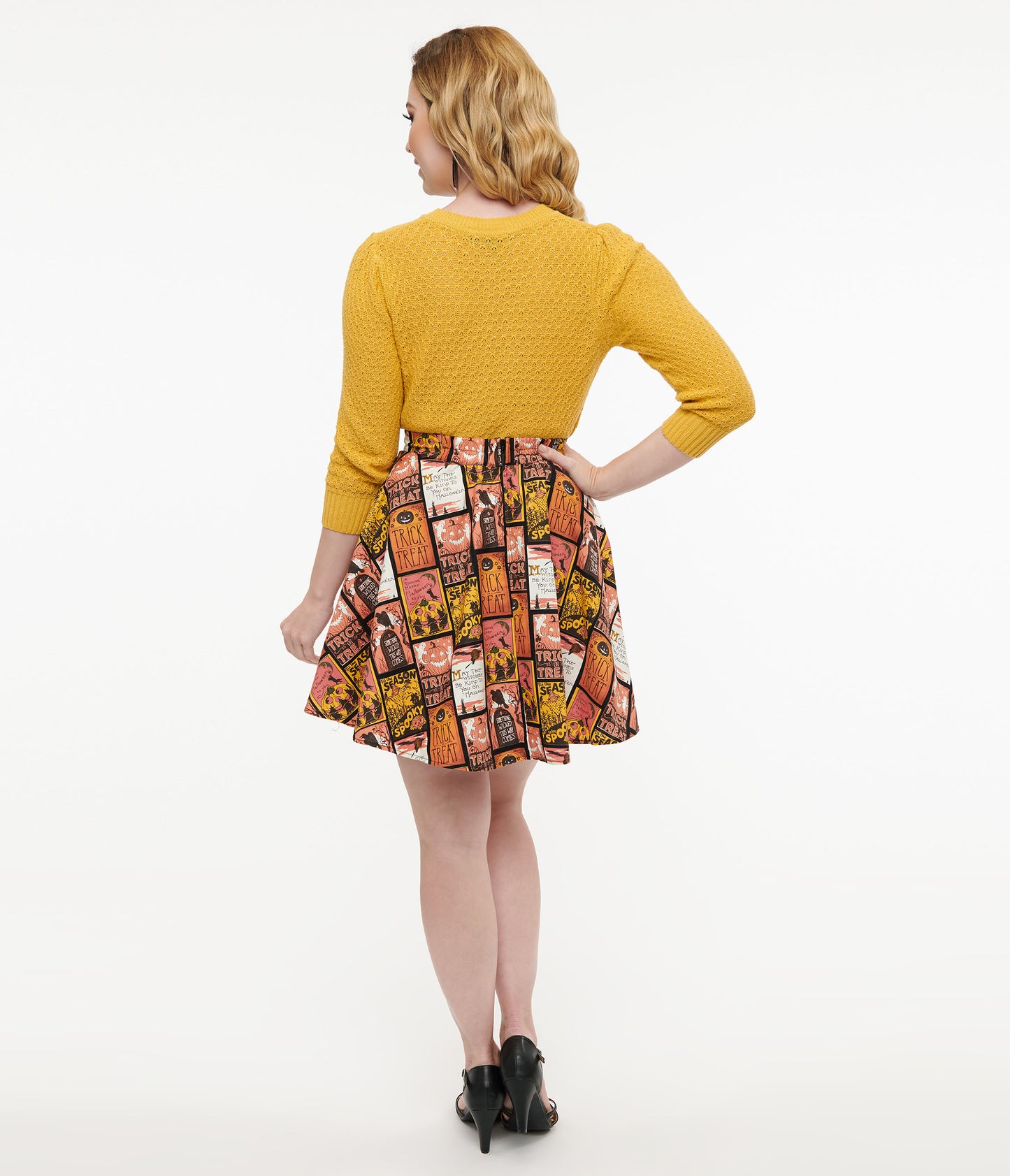 Retrolicious 1950s Trick or Treat Poster Skater Skirt