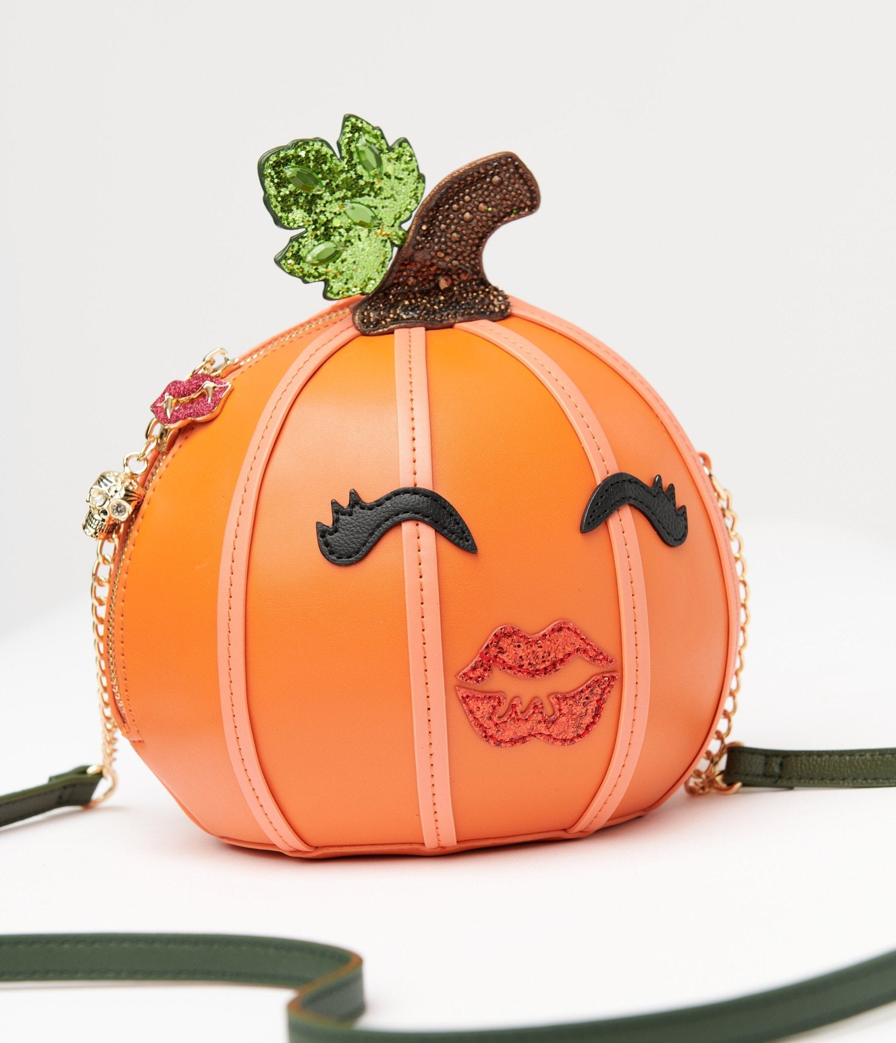 Betsey Johnson sold pumpkin spice handbag