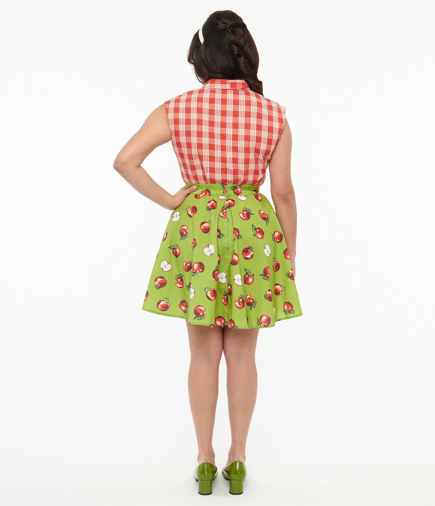 Retrolicious 1950s Green & Red Apple Print Skater Skirt - Unique Vintage - Womens, BOTTOMS, SKIRTS