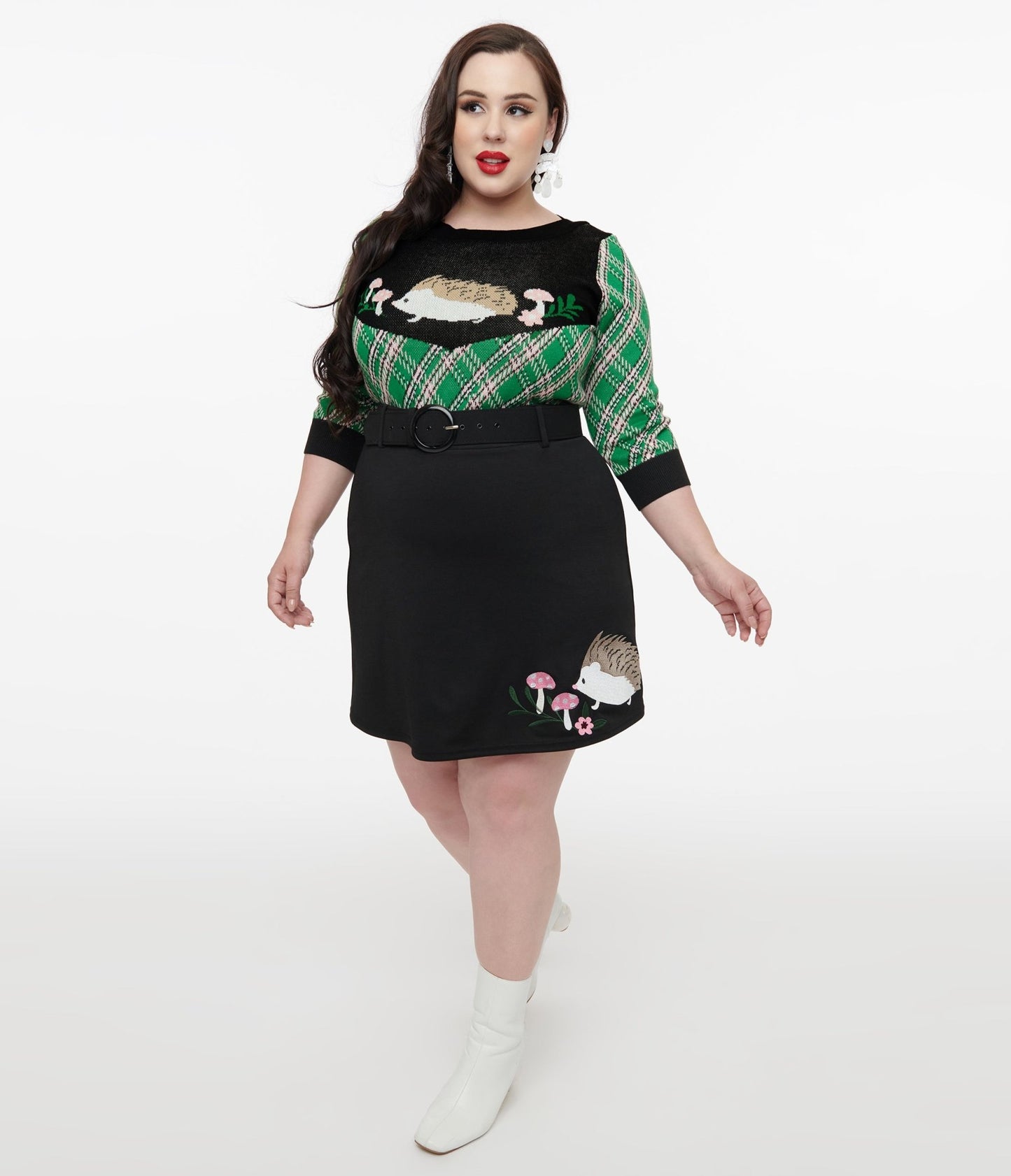 Smak Parlour Plus Size 1960s Black Hedgehog Embroidered Easy Does It Mini Skirt - Unique Vintage - Womens, BOTTOMS, SKIRTS