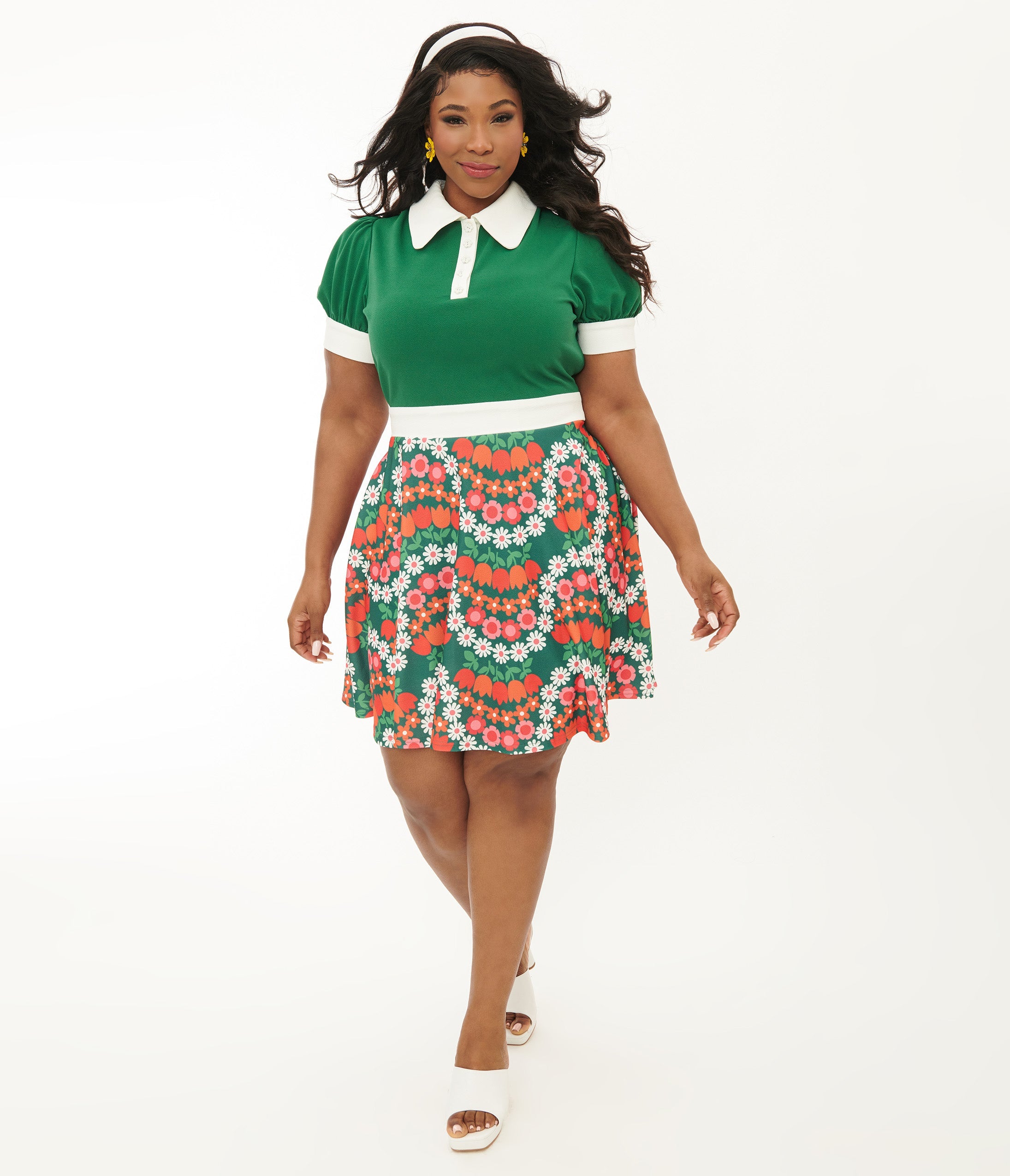 Smak Parlour Plus Size Green Daisy Chain Print Fit & Flare Dress