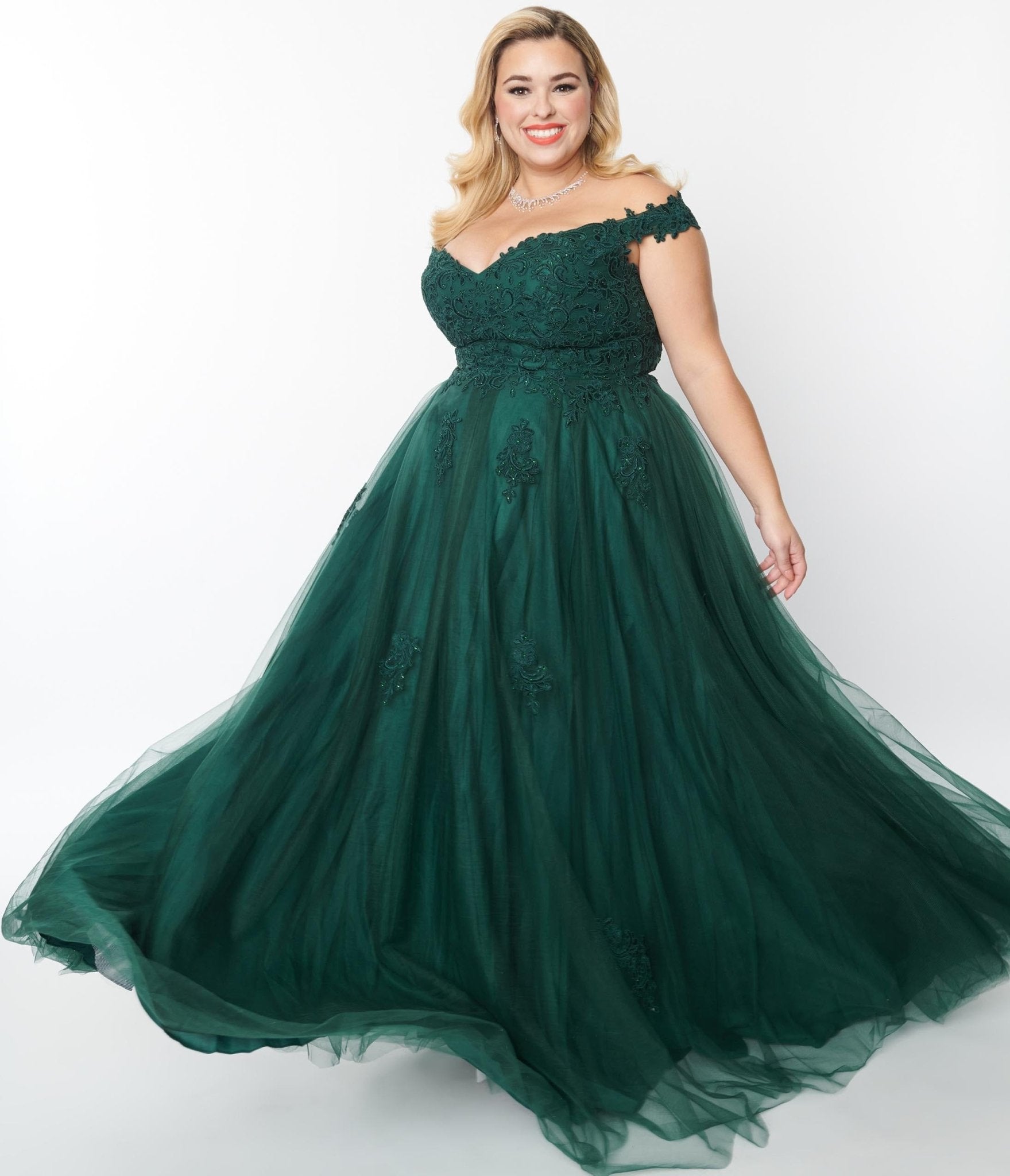 1950s Style Plus Size Emerald Floral Off The Shoulder Ball Gown – Unique  Vintage