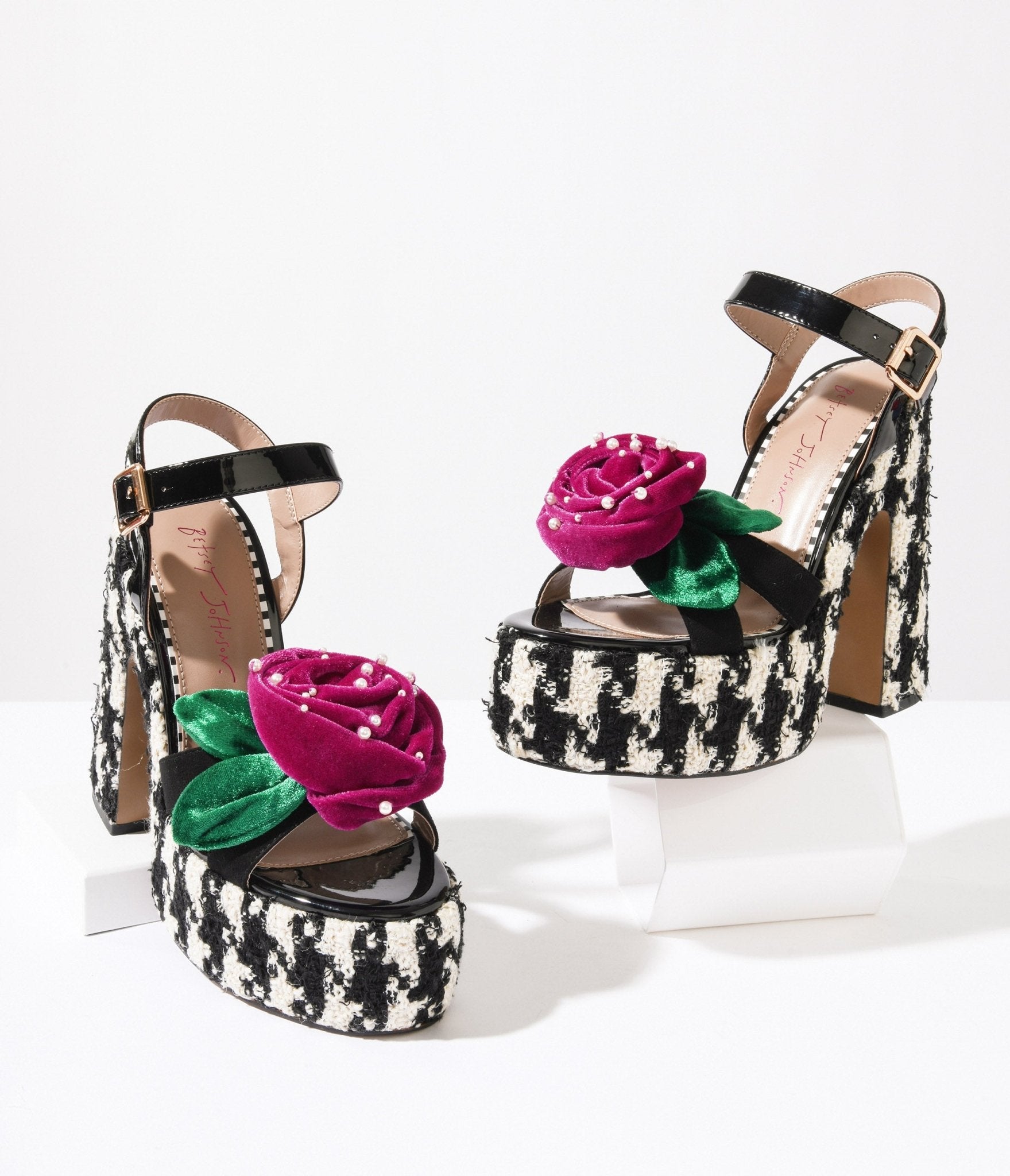 Betsey johnson black hot sale and white shoes