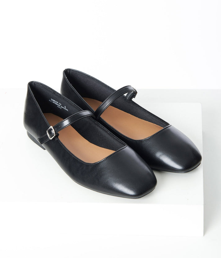 Black Leatherette Mary Jane Flats – Unique Vintage
