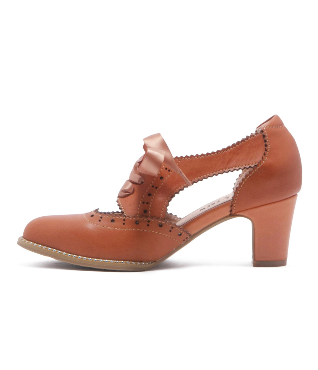 Chelsea Crew 1930s Tan Leather Bow Oxford Heels – Unique Vintage