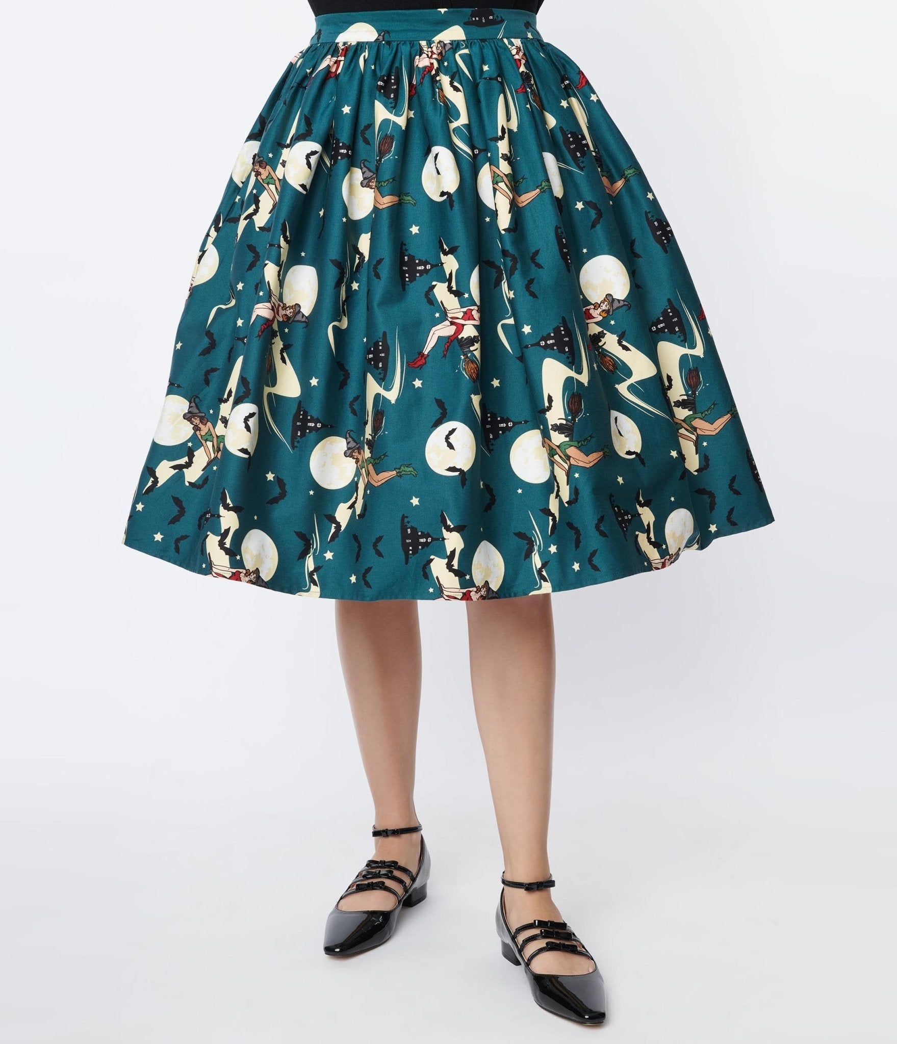 Novelty swing outlet skirt