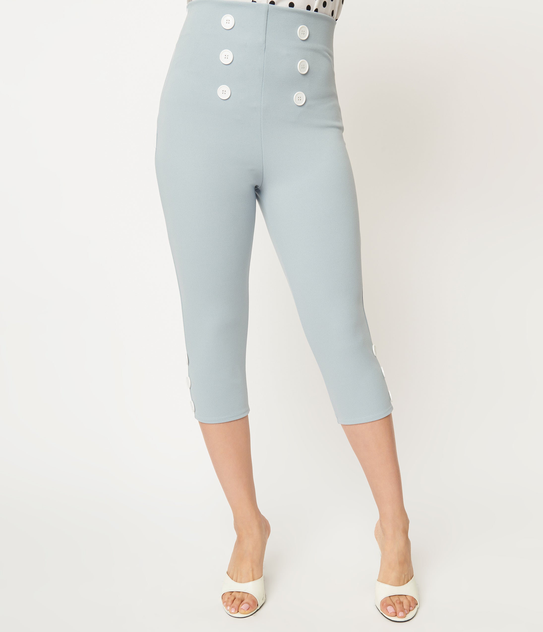 6 Vintage Women's Athletic Capri pants size Mixed - clothing