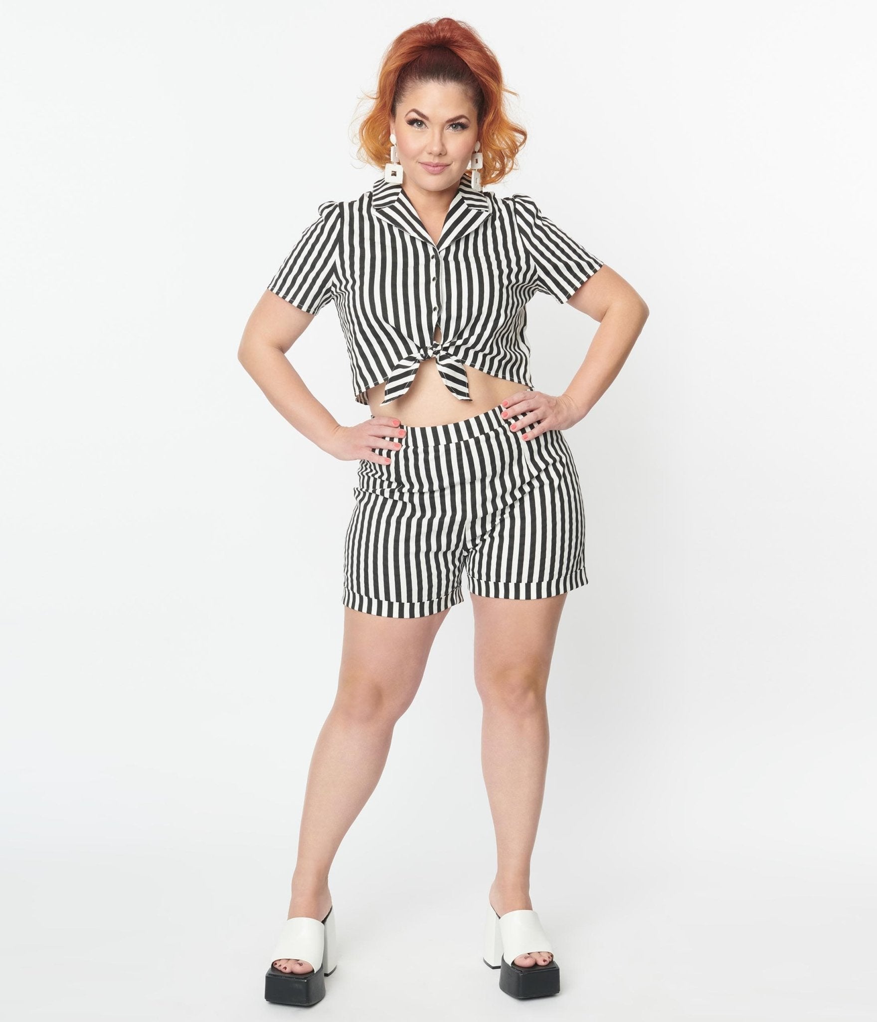 Plus size black and white striped mini clearance skirt