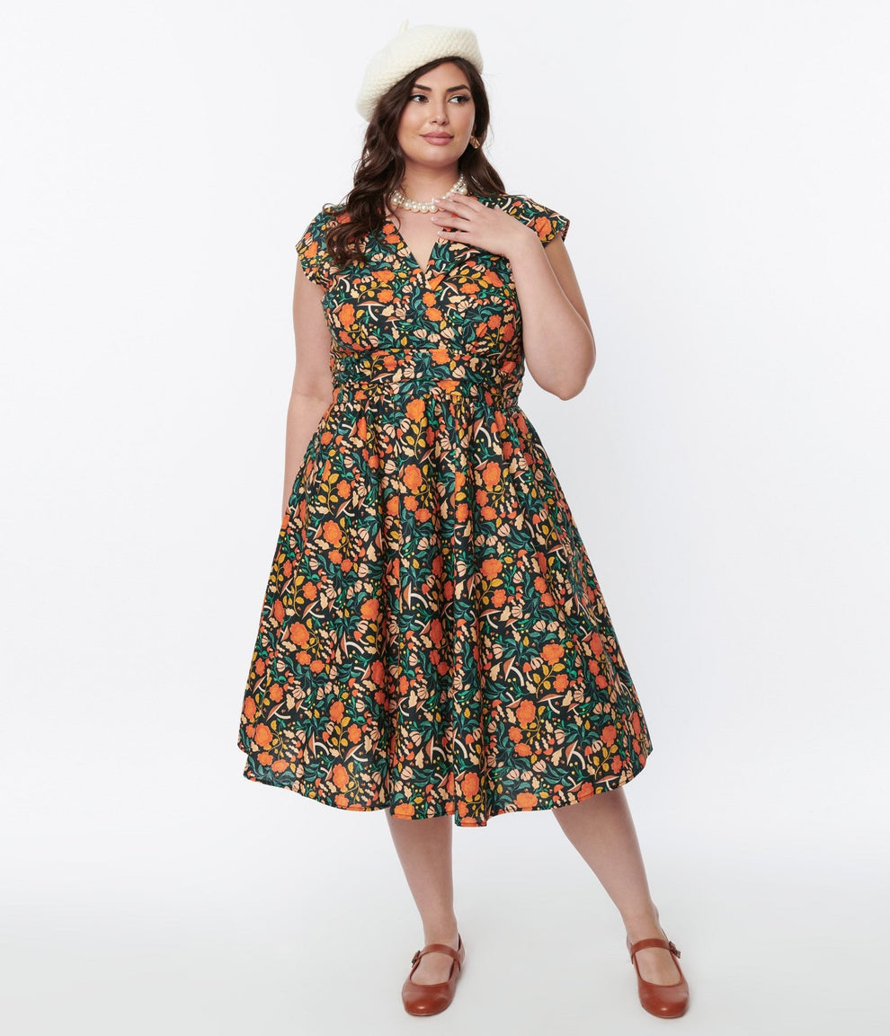 Retrolicious Black Mushroom & Foliage Greta Swing Dress – Unique Vintage