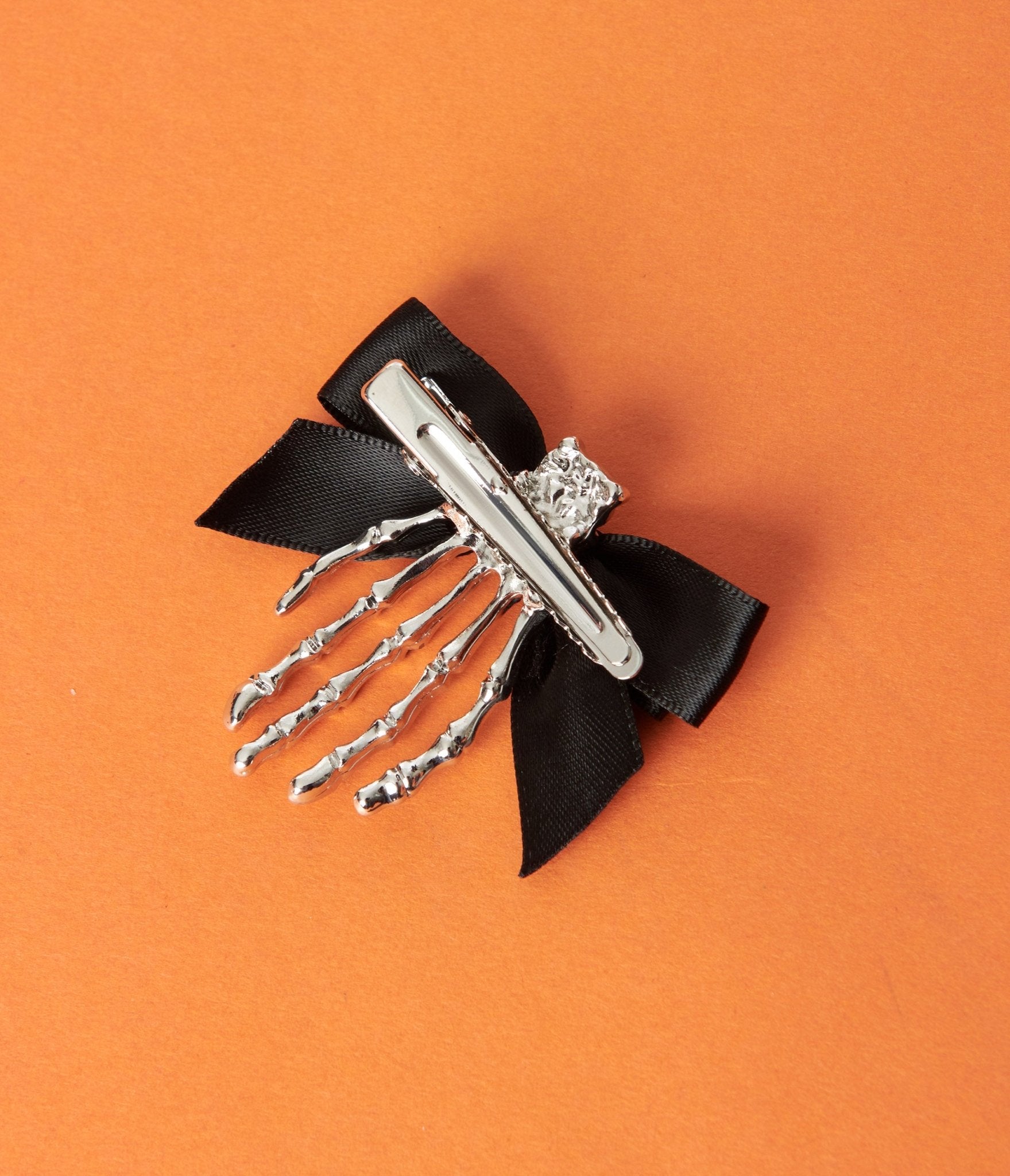 Goth Couture Diamond-Encrusted Skull Hair Clip 