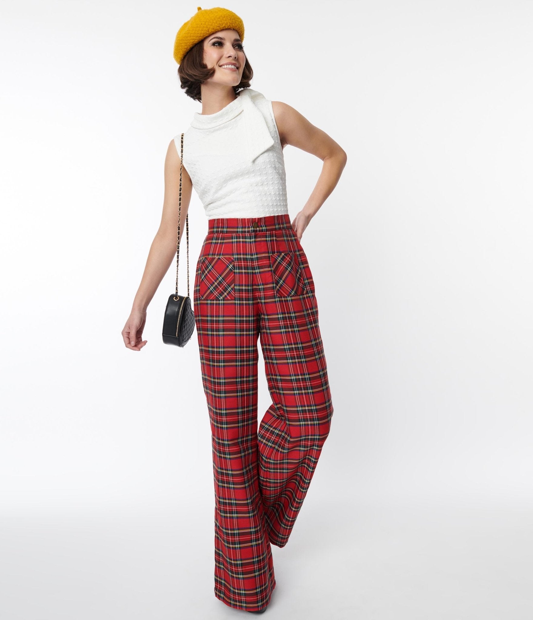 Buy MANGO Women Black & Red Checked Cropped Trousers - Trousers for Women  7098492 | Myntra