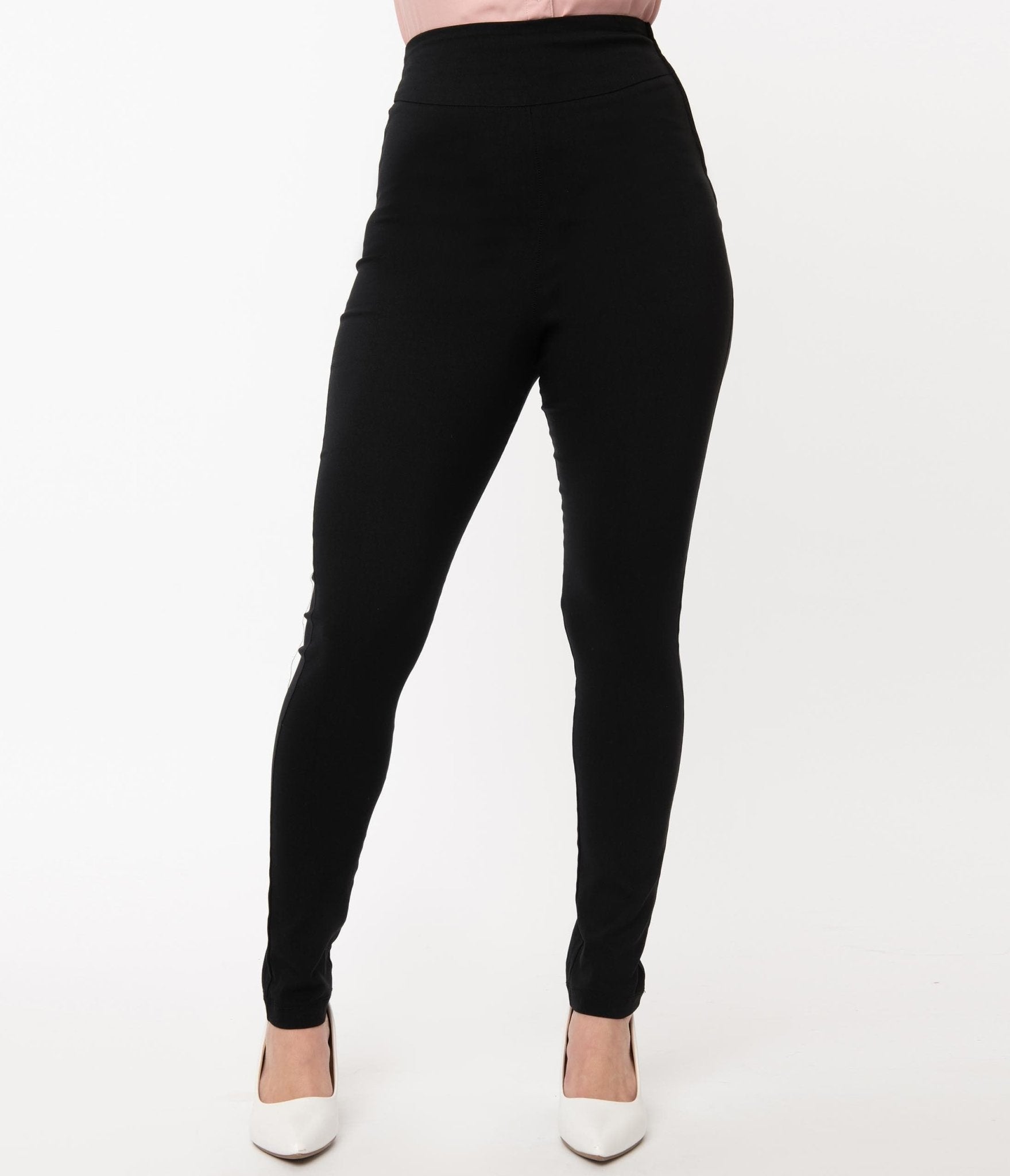 Lucy Women's Perfect Core Capri Legging Solid, Lucy Black, X-Small :  : Clothing, Shoes & Accessories