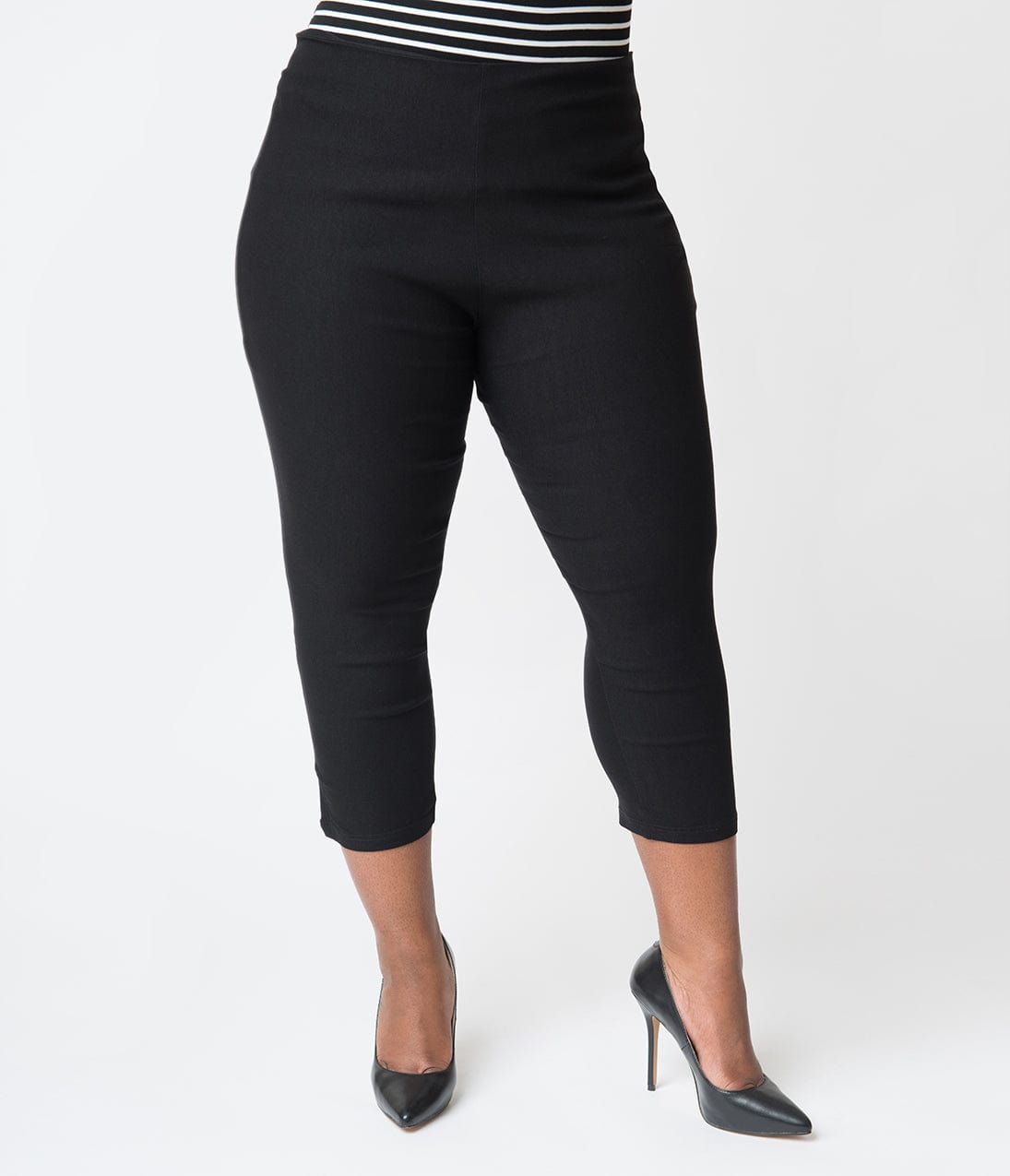 https://www.unique-vintage.com/cdn/shop/products/unique-vintage-plus-size-1950s-black-high-waist-rachelle-capri-pants-473344.jpg?v=1703099729&width=1920
