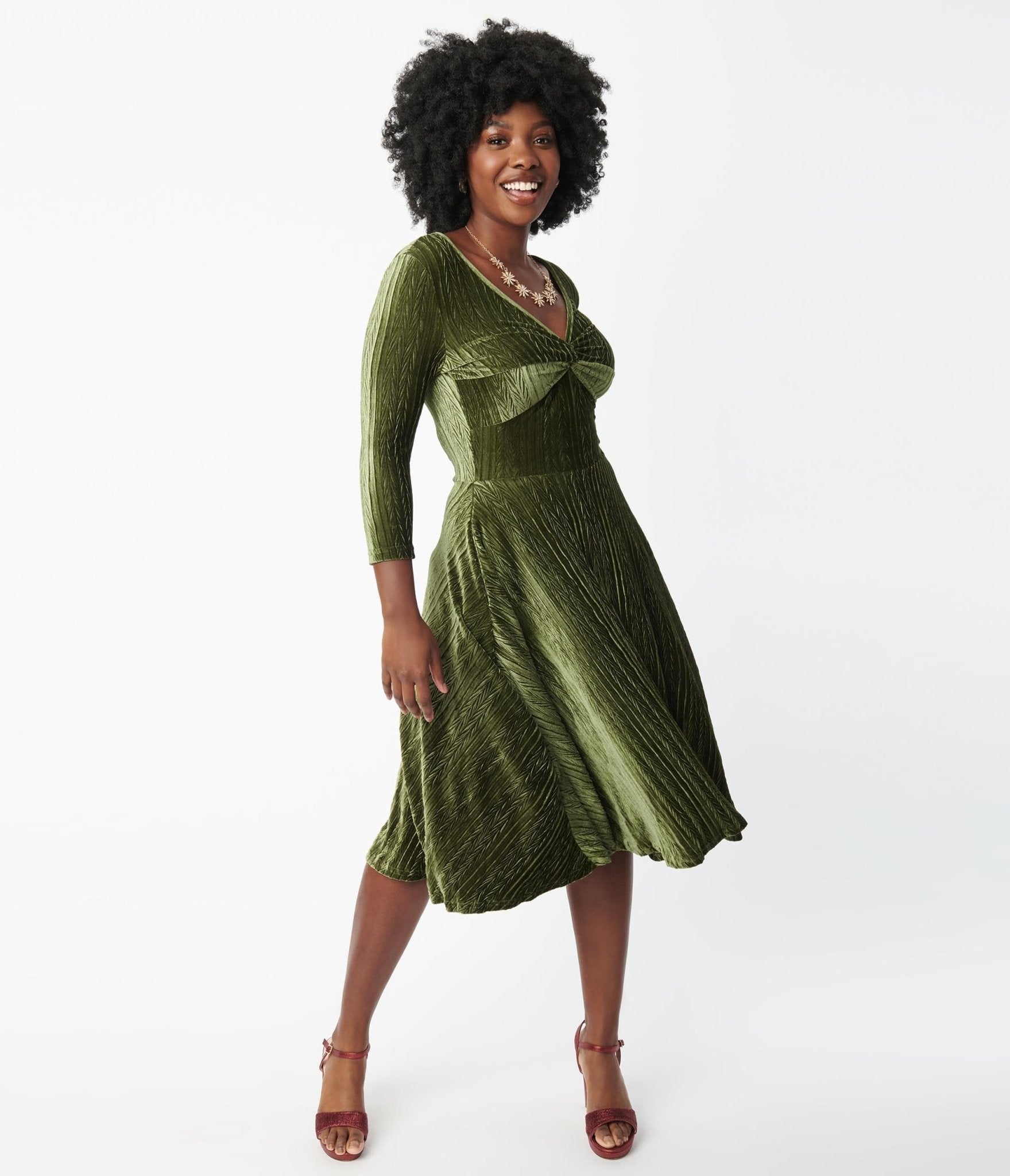 Green velvet 2024 swing dress